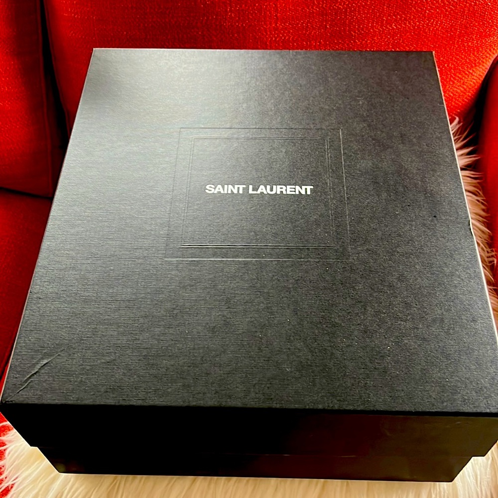 Saint Laurent tote